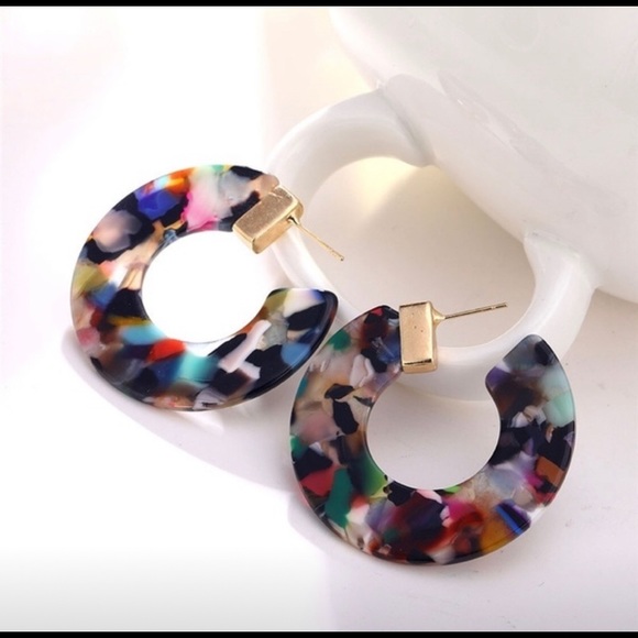 Multicolor hoop earrings - Picture 4 of 4
